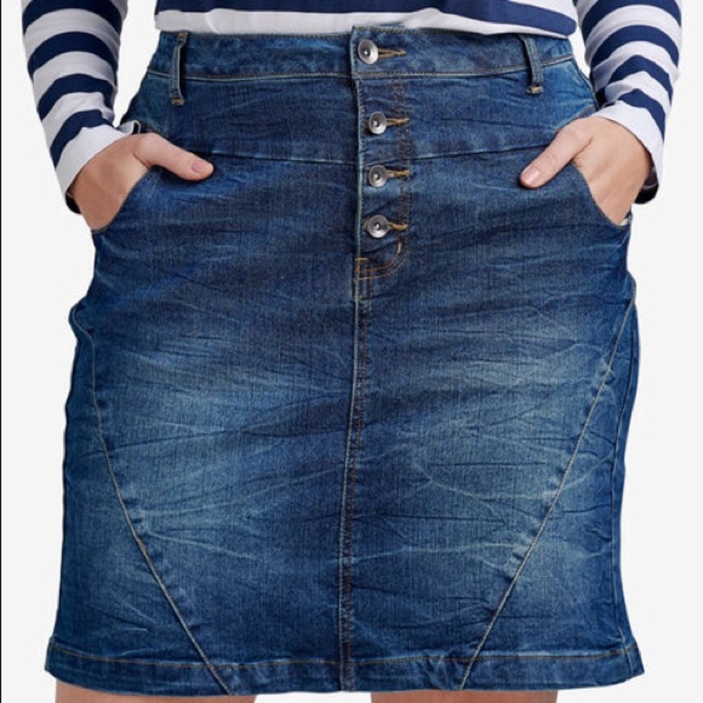Ellos denim three button fly skirt
